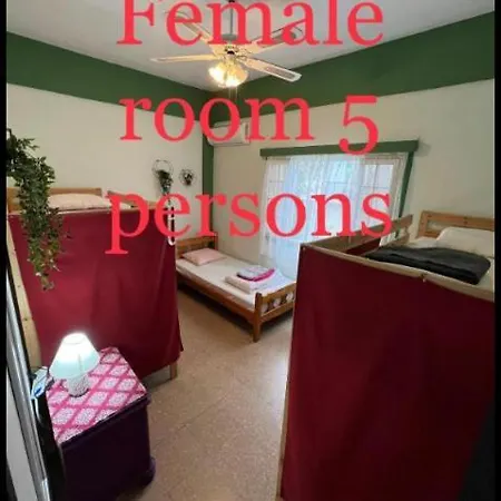 Hostal Past Or Tail Lárnaca